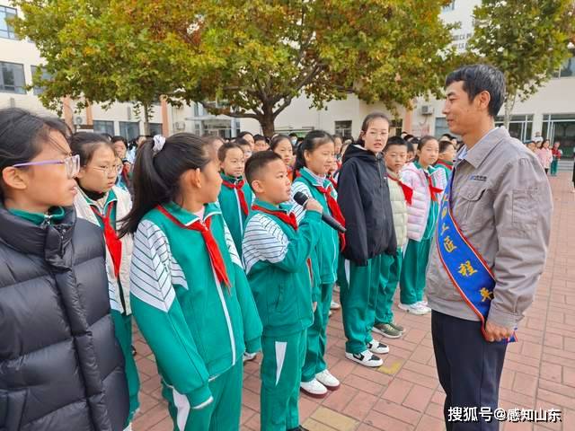感知山东| 大国工匠程平走进德州市实验小学宣讲工匠精神